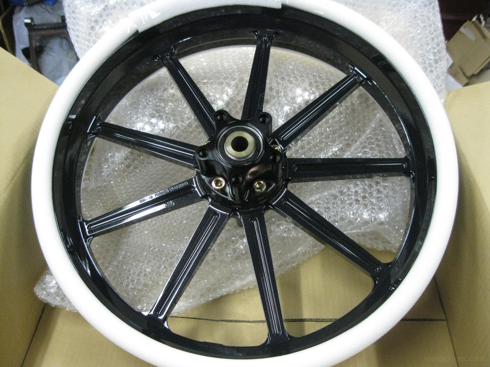 XTENSION-MC エクステンション: スポーツスター883 R に ”グライド